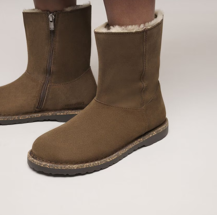Uppsala Zip Shearling Dark Tea Narrow