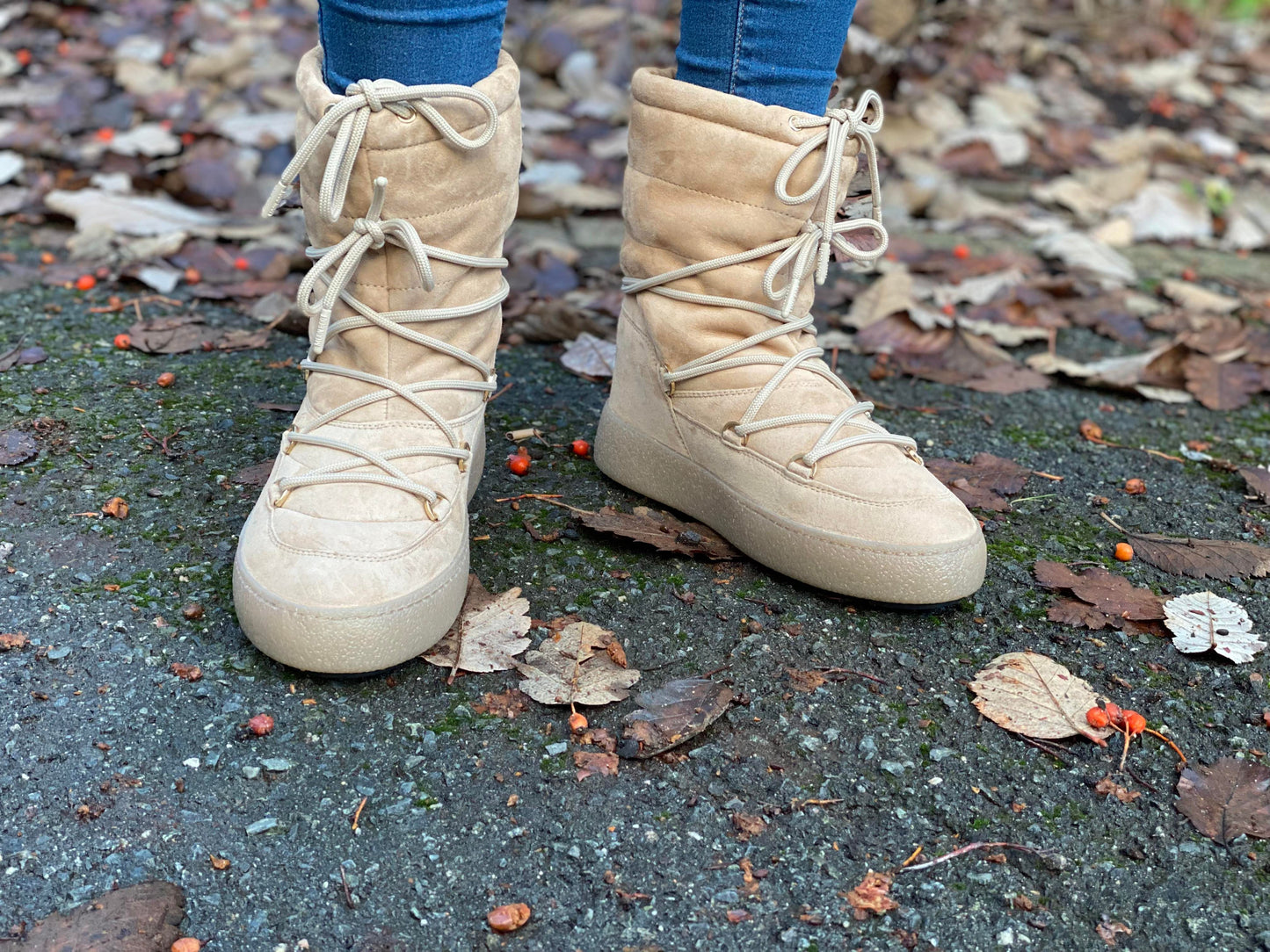 Ltrack Suede