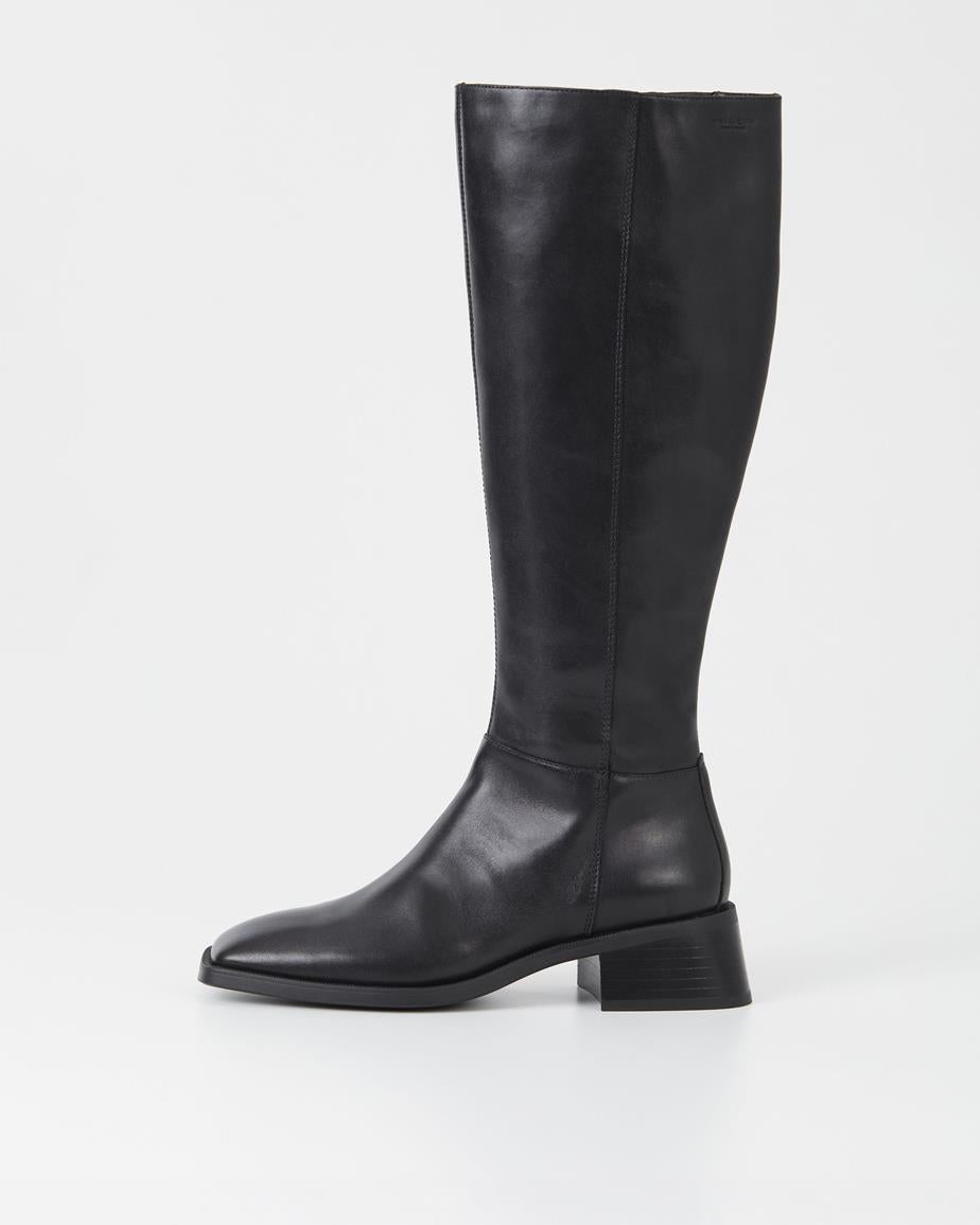 Blanca Black