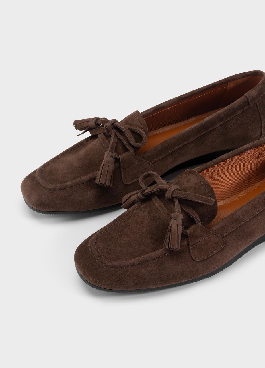 Hillary Coffee BN 467