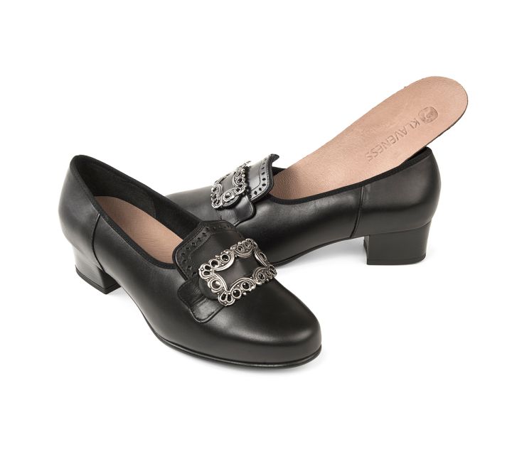 Ingrid Shoe