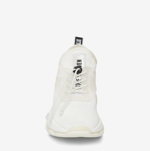Match-E White BN 681