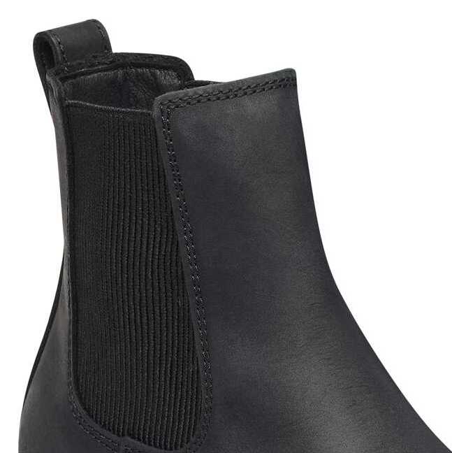 Highwood Slip On Mid Black