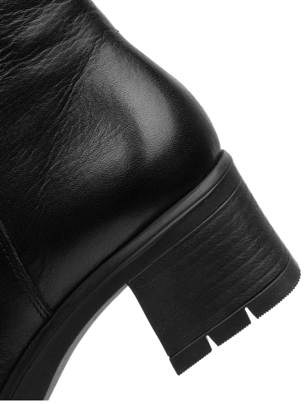 Prag St Clubcalf BN 710