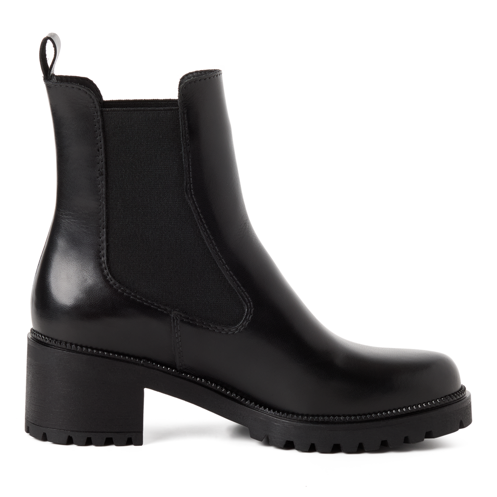 Black Boot